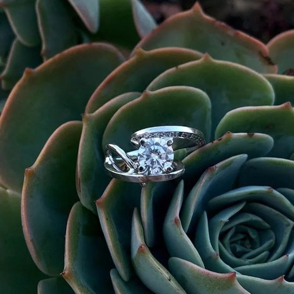 💕 Exclusive 925 Silver Plated Classy CZ Wedding Ring, GPMB1488 - Picture 5 of 7